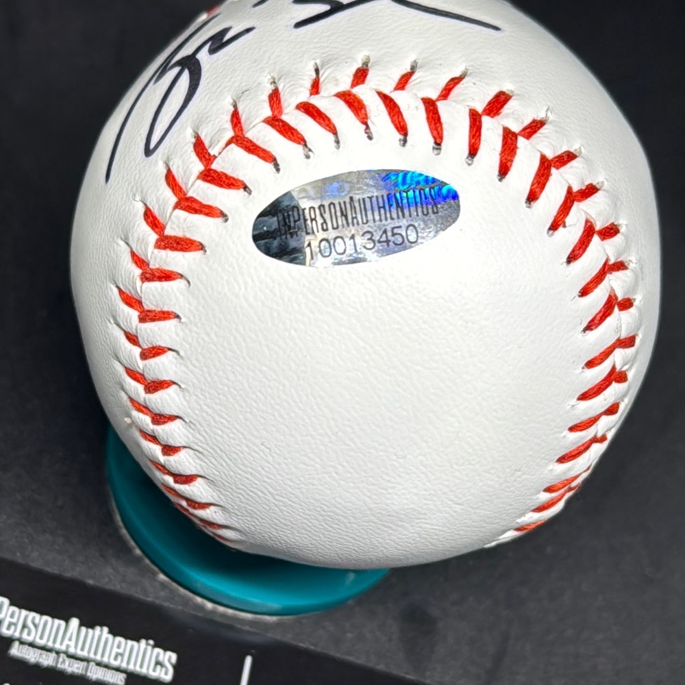 Autographed Baseball - Picture 3 of 5